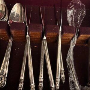 1847 Rogers Bros Silverware "Eternally Yours" Set of 49 pc With Wooden Box
